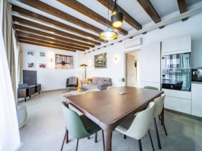 Lake Breeze Apartment